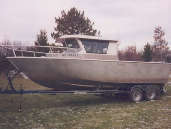 23 FT ALASKAN SPORTSFISHER